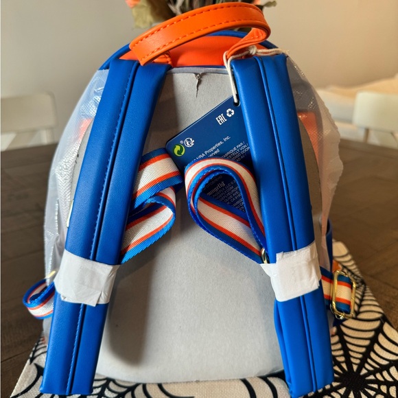 NBA New York Knicks Patch Icons Mini Backpack - Picture 3 of 4